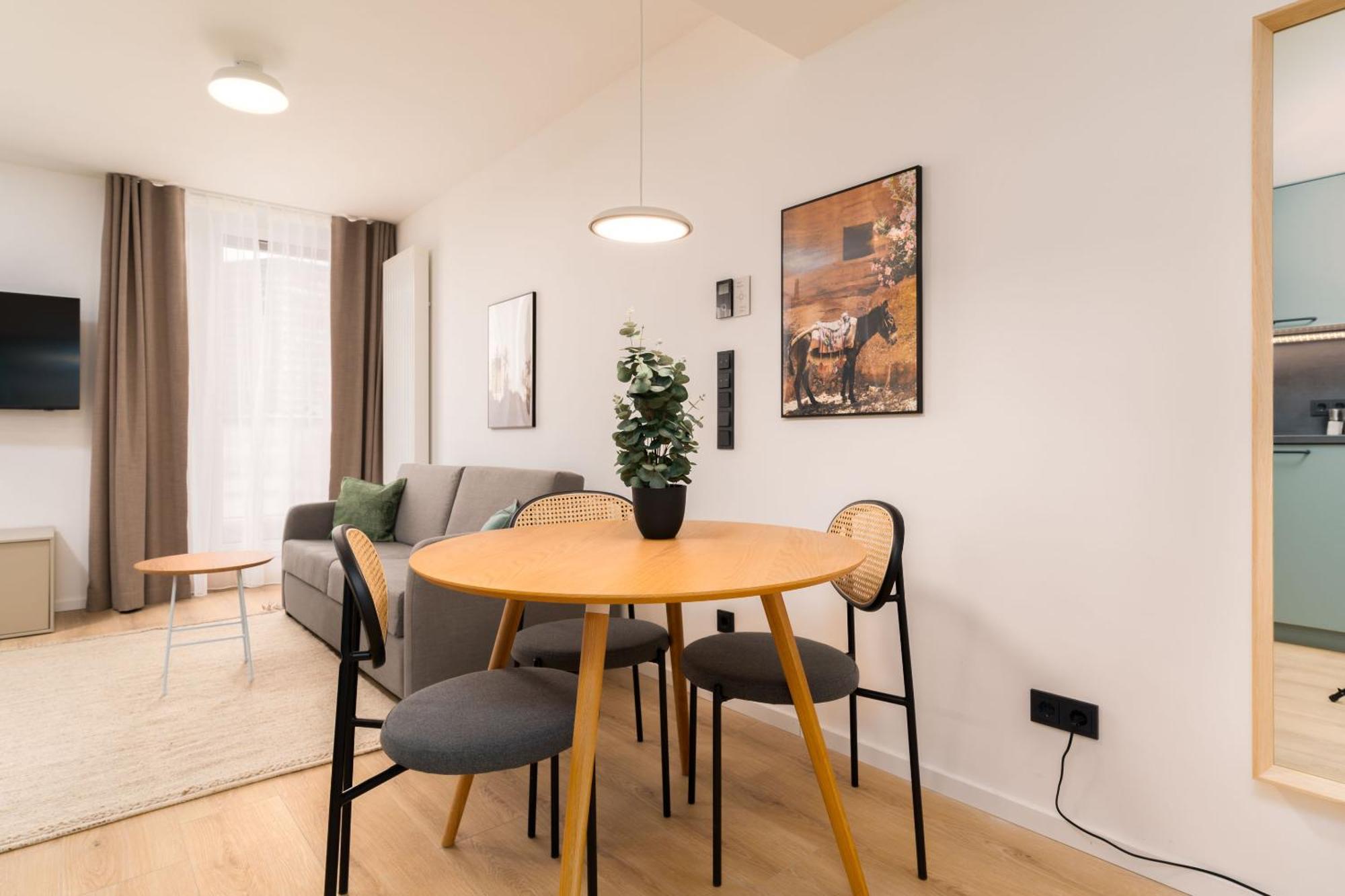 Limehome Favoritenstr. Appartement *